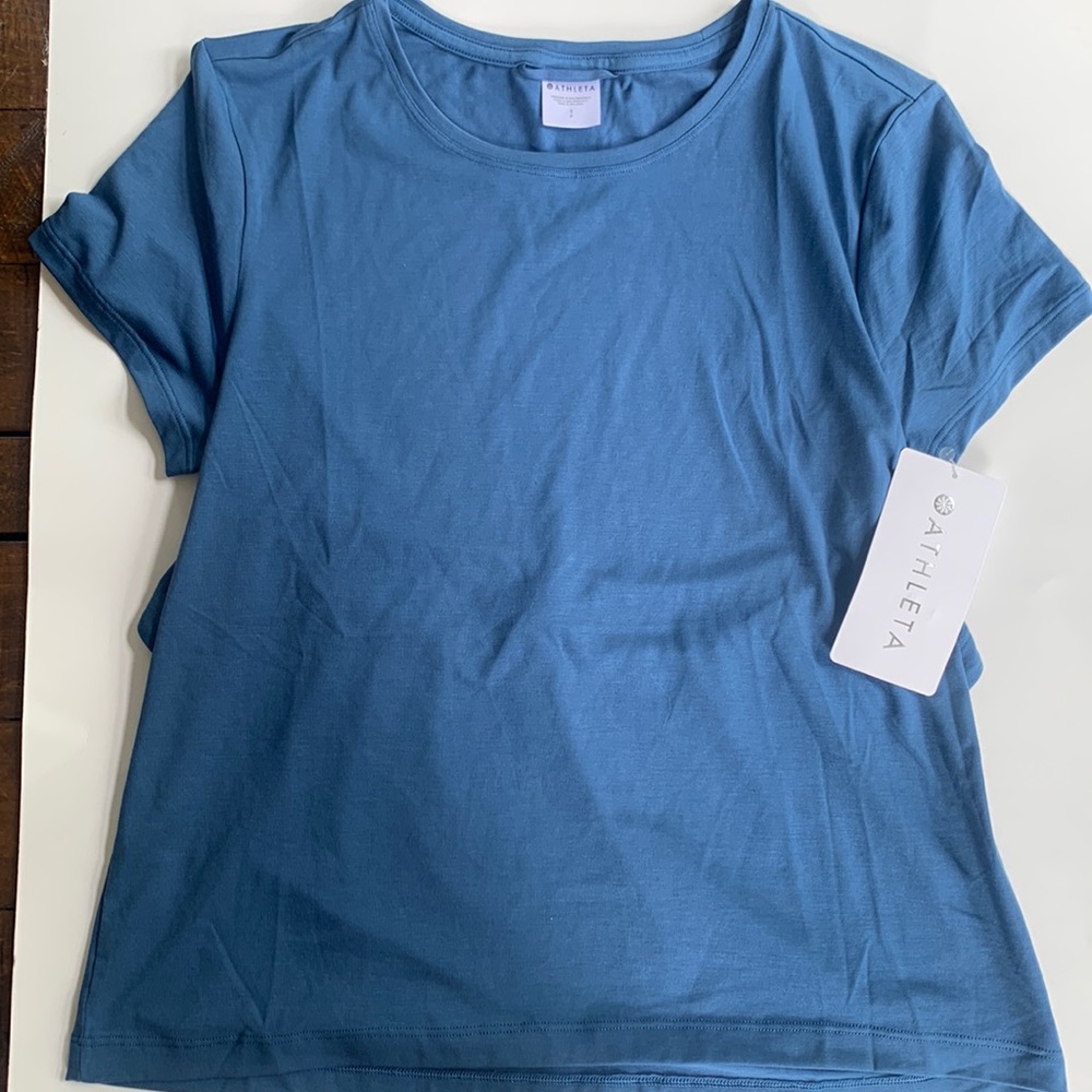 NWT Athleta tee